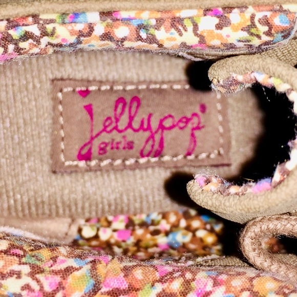 EUC Girls Jellypop Tan Tie & Wedge Booties - Picture 4 of 4